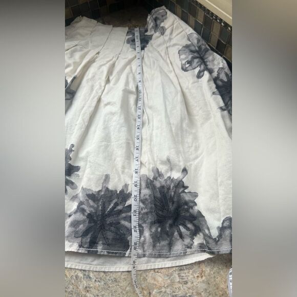 DKNY 100% Cotton circle swing skirt ￼ - Picture 6 of 10